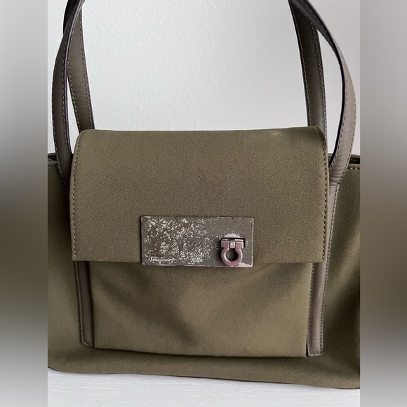 Salvatore Ferragamo Canvas Navy Green Handbag Authentic - Picture 2 of 15